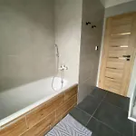 Podbrezová Nyaraló *