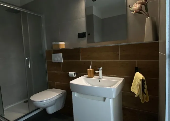 Apartman Podbrezova 펜션 *