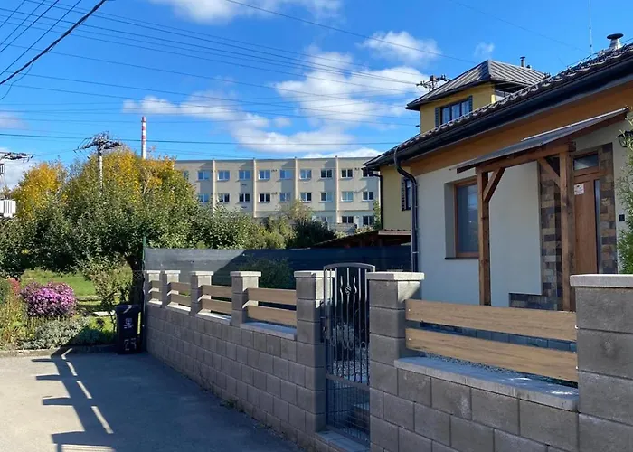 Apartman Podbrezova 펜션 Podbrezova